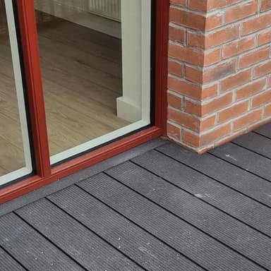 Thumbnail Sapphire Balconies door sill interface