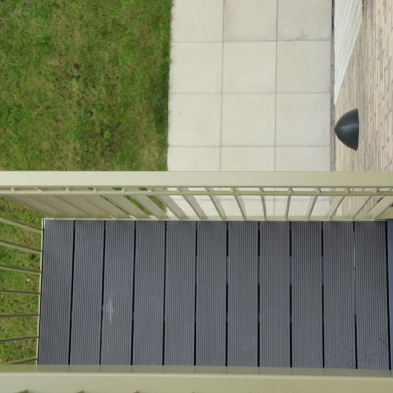 Image Balcony door sill interface